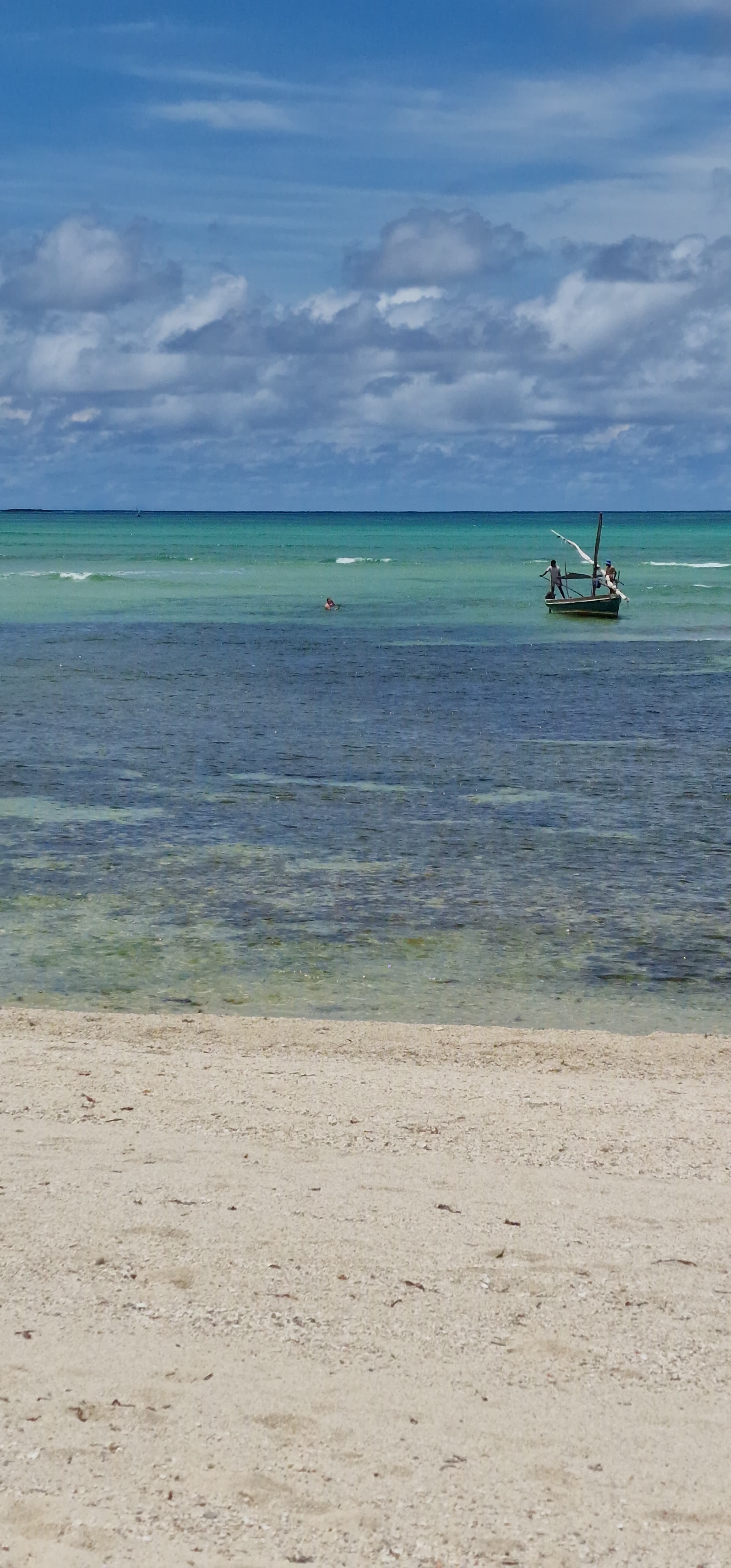 Ilha de Moçambique — Genito, Siri-Siri and the Stars