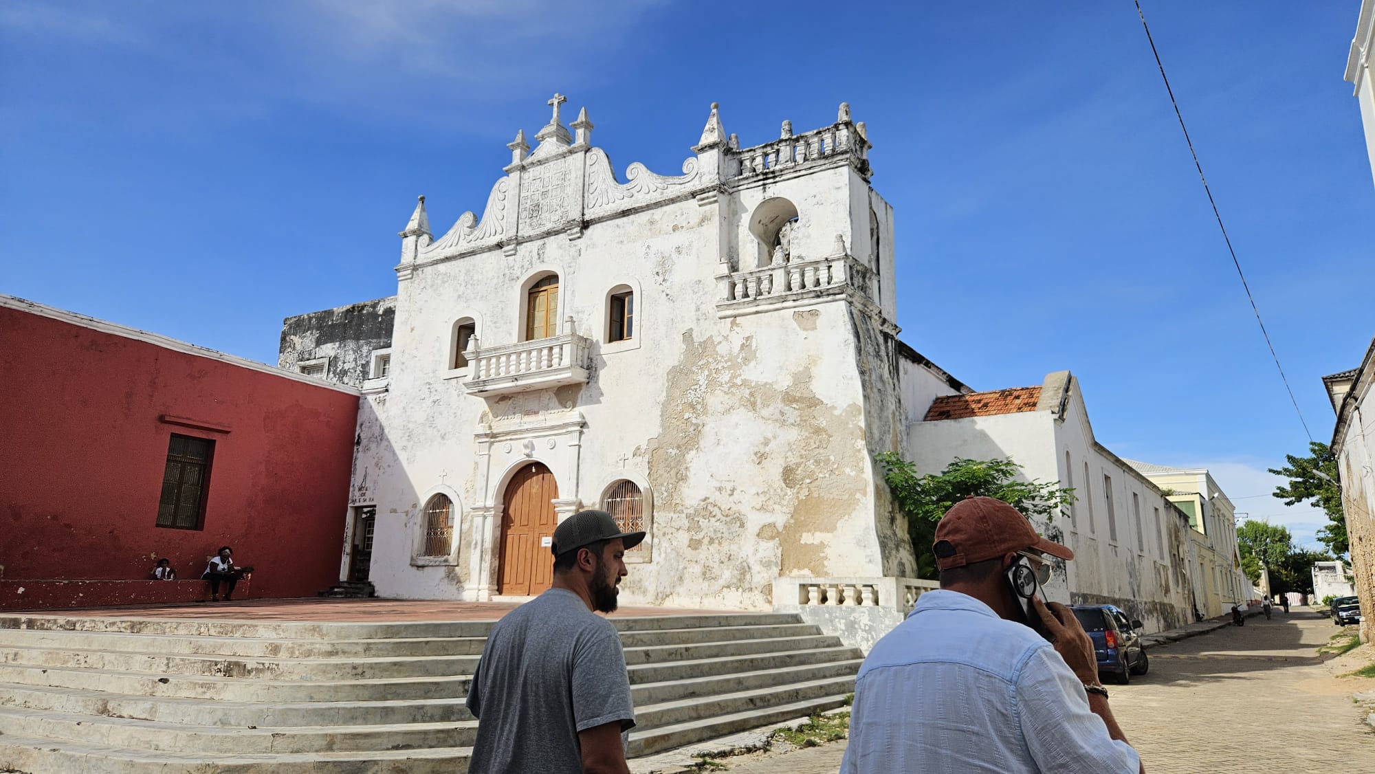 Ilha de Moçambique — Gabriela, Idalino, and Amisse's Fire
