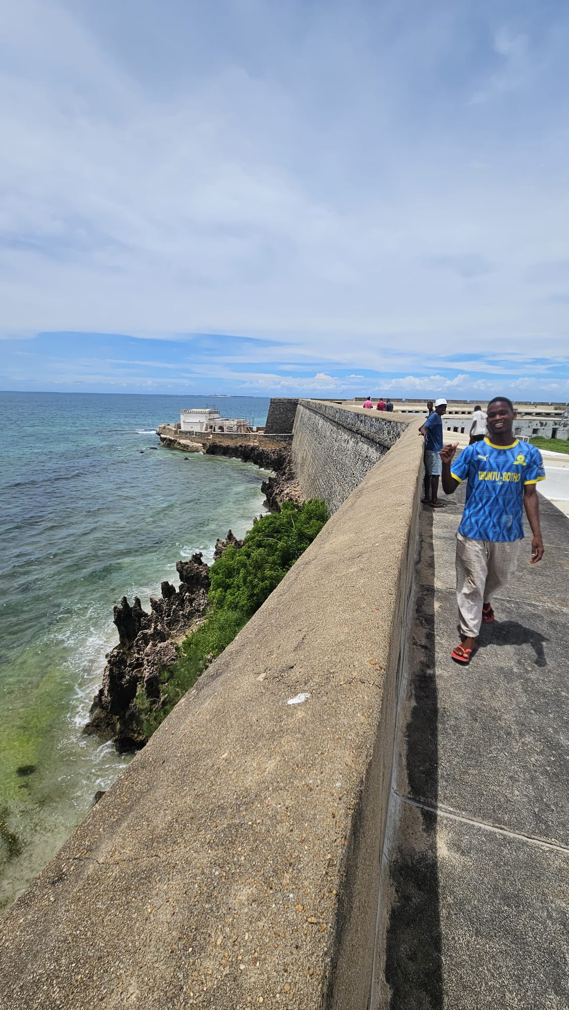 Mozambique Island → Nampula — Izack, the Mermaids, and Mr. Elias