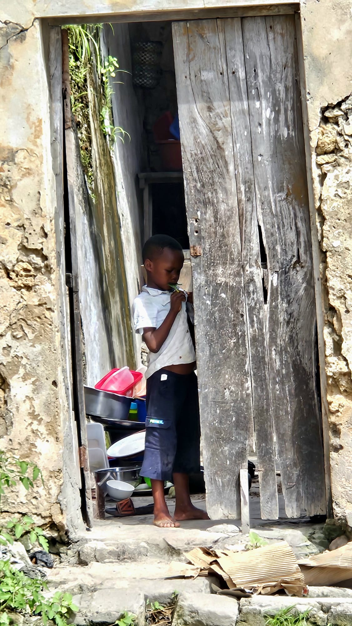 Mozambique Island → Nampula — Izack, the Mermaids, and Mr. Elias